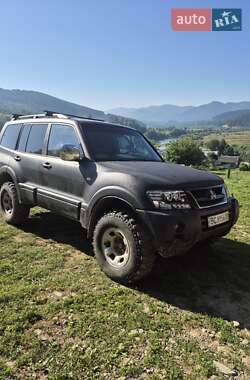 Внедорожник / Кроссовер Mitsubishi Pajero 2003 в Сходнице