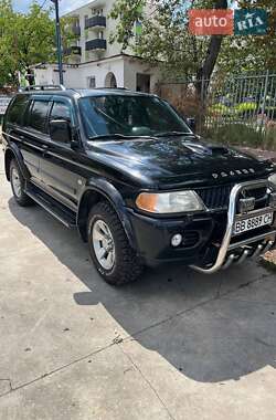 Позашляховик / Кросовер Mitsubishi Pajero 2007 в Києві