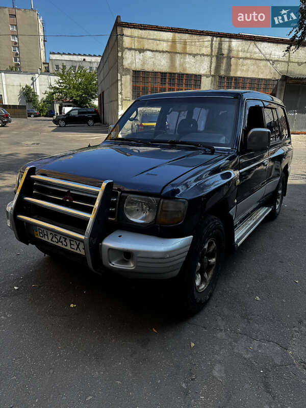 Mitsubishi Pajero 1998