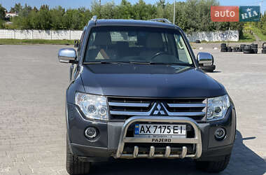 Внедорожник / Кроссовер Mitsubishi Pajero 2007 в Львове