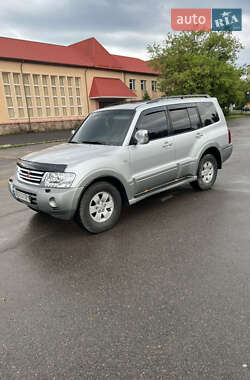Внедорожник / Кроссовер Mitsubishi Pajero 2003 в 