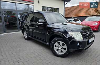 Внедорожник / Кроссовер Mitsubishi Pajero 2007 в 