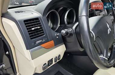 Внедорожник / Кроссовер Mitsubishi Pajero 2007 в 