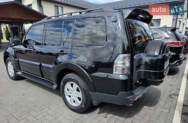 Внедорожник / Кроссовер Mitsubishi Pajero 2007 в 