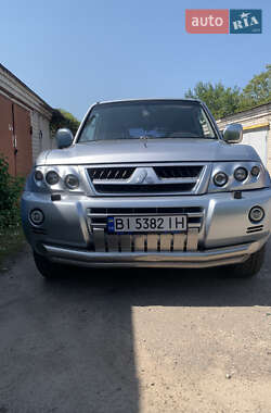 Позашляховик / Кросовер Mitsubishi Pajero 2004 в Кременчуці