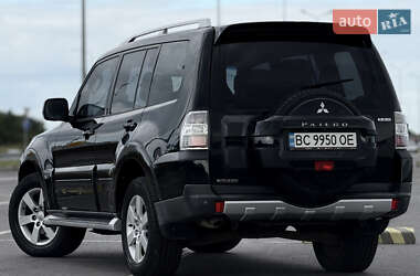 Внедорожник / Кроссовер Mitsubishi Pajero 2008 в 