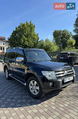 Внедорожник / Кроссовер Mitsubishi Pajero 2007 в 