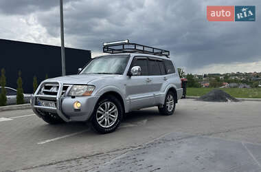 Внедорожник / Кроссовер Mitsubishi Pajero 2004 в 