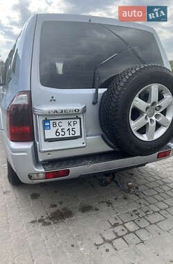 Внедорожник / Кроссовер Mitsubishi Pajero 2006 в 