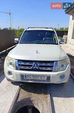 Позашляховик / Кросовер Mitsubishi Pajero 2013 в Тернополі