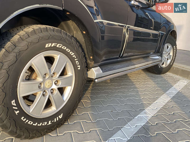 Позашляховик / Кросовер Mitsubishi Pajero 2007 в Калуші фото 16 Позашляховик / Кросовер Mitsubishi Pajero 2007 в Калуші