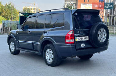 Внедорожник / Кроссовер Mitsubishi Pajero 2007 в 