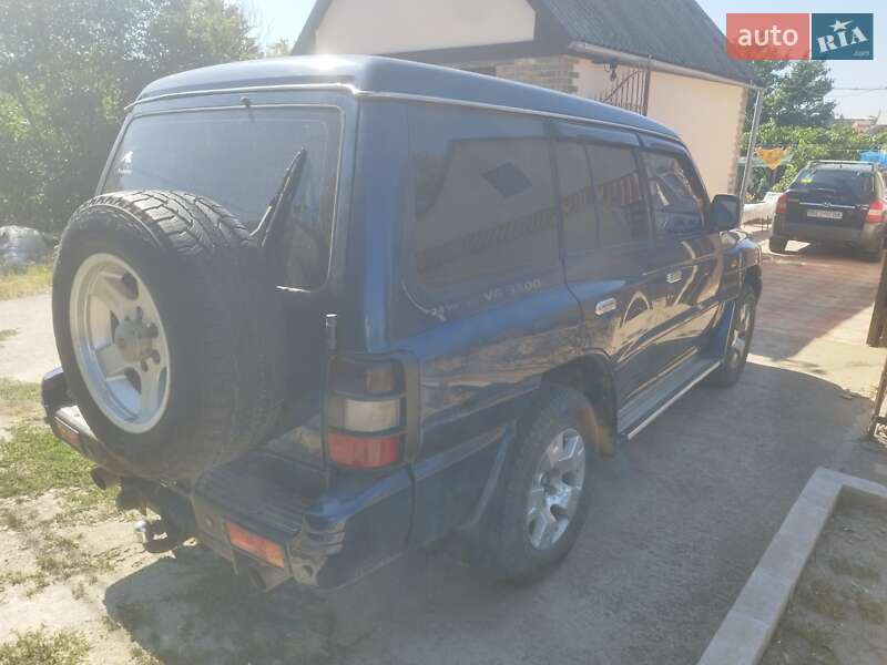 Внедорожник / Кроссовер Mitsubishi Pajero 1999 в Николаеве