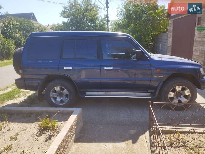 Внедорожник / Кроссовер Mitsubishi Pajero 1999 в Николаеве