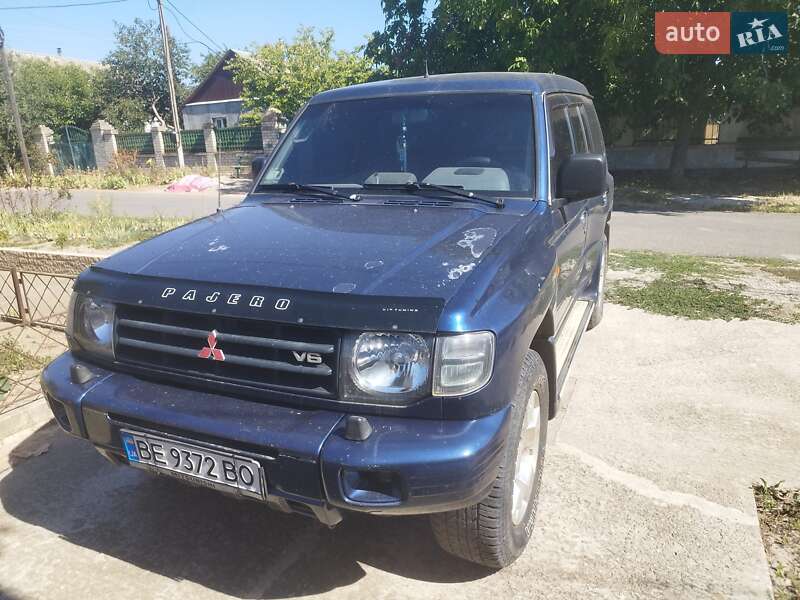Внедорожник / Кроссовер Mitsubishi Pajero 1999 в Николаеве