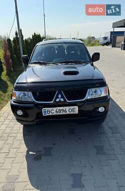 Внедорожник / Кроссовер Mitsubishi Pajero 2007 в 