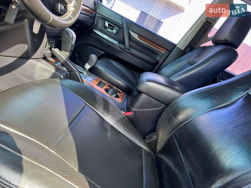 Внедорожник / Кроссовер Mitsubishi Pajero 2008 в Ахтырке