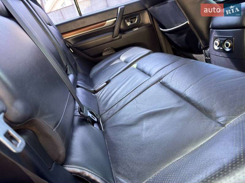 Внедорожник / Кроссовер Mitsubishi Pajero 2008 в Ахтырке