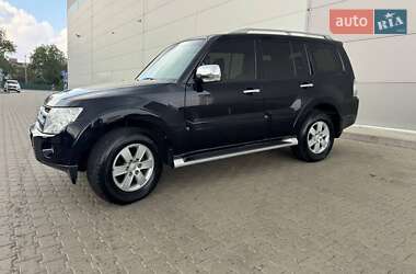 Позашляховик / Кросовер Mitsubishi Pajero 2007 в Києві