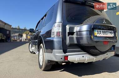 Mitsubishi Pajero 2008