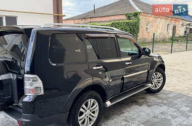Внедорожник / Кроссовер Mitsubishi Pajero 2007 в 