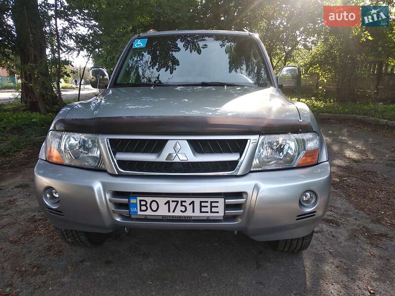 Внедорожник / Кроссовер Mitsubishi Pajero 2003 в Хмельницком