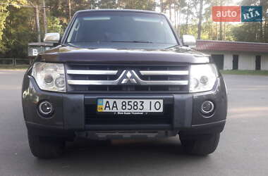 Позашляховик / Кросовер Mitsubishi Pajero 2007 в 