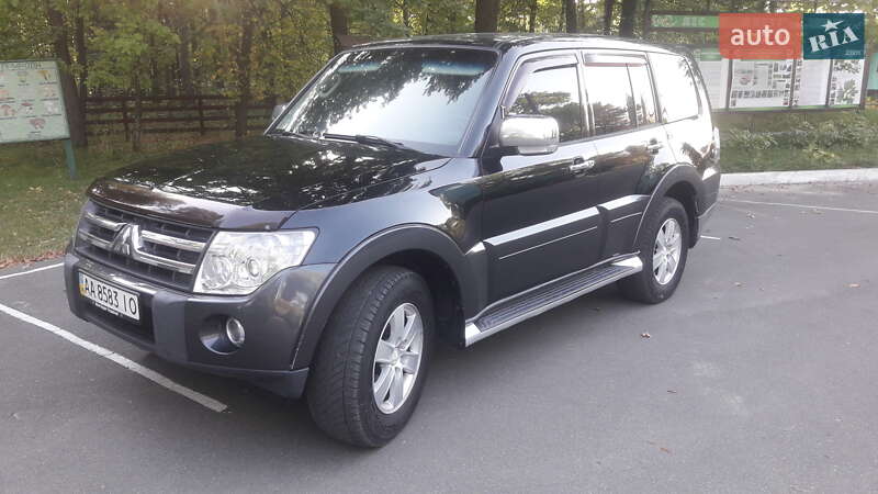 Позашляховик / Кросовер Mitsubishi Pajero 2007 в 