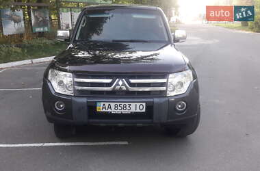Позашляховик / Кросовер Mitsubishi Pajero 2007 в 