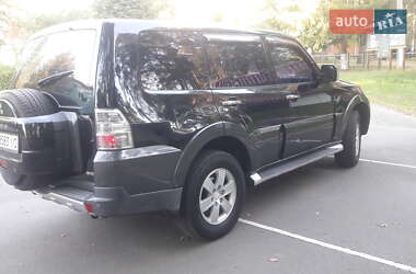 Позашляховик / Кросовер Mitsubishi Pajero 2007 в 