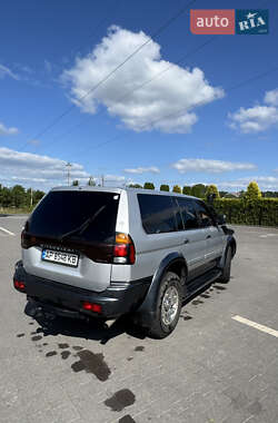 Внедорожник / Кроссовер Mitsubishi Pajero 2006 в 