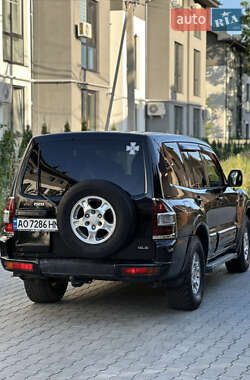 Внедорожник / Кроссовер Mitsubishi Pajero 2001 в 