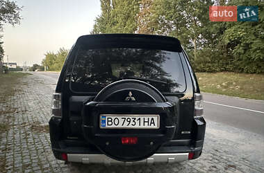 Внедорожник / Кроссовер Mitsubishi Pajero 2007 в 