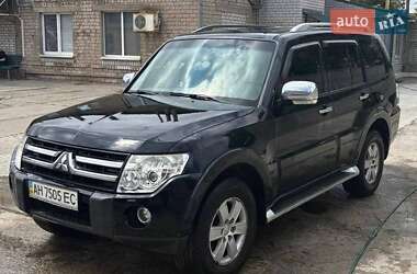 Внедорожник / Кроссовер Mitsubishi Pajero 2008 в 