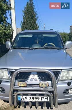 Внедорожник / Кроссовер Mitsubishi Pajero 2006 в Киеве