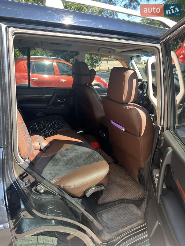 Внедорожник / Кроссовер Mitsubishi Pajero 2008 в Одессе