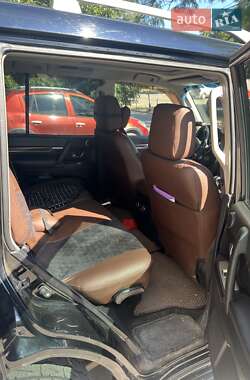 Внедорожник / Кроссовер Mitsubishi Pajero 2008 в 