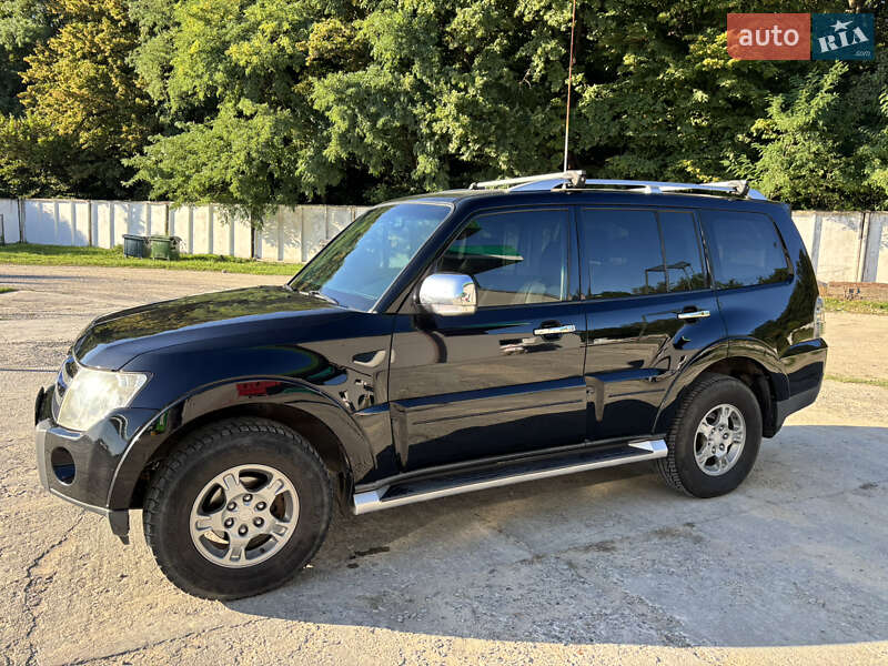 Mitsubishi Pajero 2007