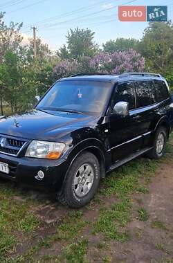 Внедорожник / Кроссовер Mitsubishi Pajero 2006 в 