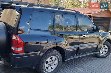 Внедорожник / Кроссовер Mitsubishi Pajero 2006 в 
