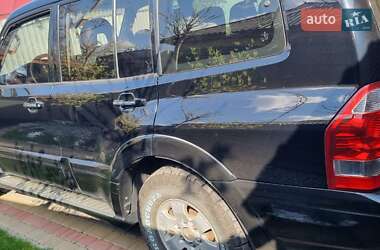 Внедорожник / Кроссовер Mitsubishi Pajero 2006 в 