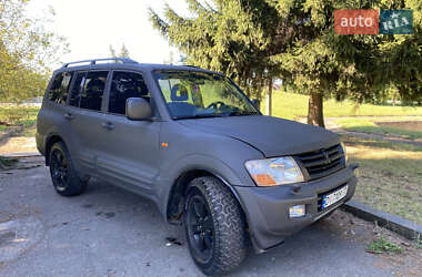 Внедорожник / Кроссовер Mitsubishi Pajero 2002 в 