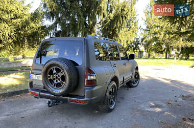 Внедорожник / Кроссовер Mitsubishi Pajero 2002 в 