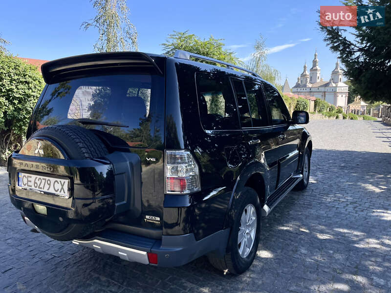 Внедорожник / Кроссовер Mitsubishi Pajero 2008 в Черновцах