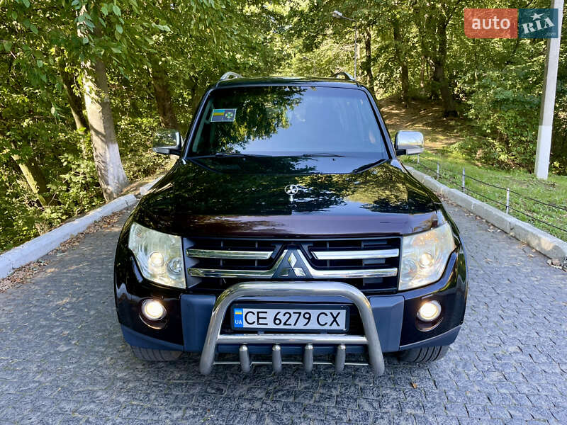 Внедорожник / Кроссовер Mitsubishi Pajero 2008 в Черновцах