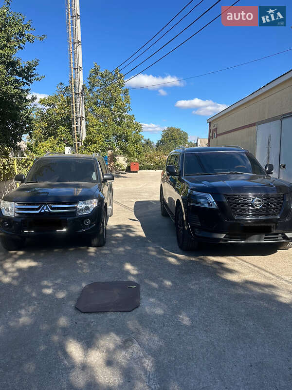 Внедорожник / Кроссовер Mitsubishi Pajero 2007 в Кропивницком