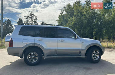 Внедорожник / Кроссовер Mitsubishi Pajero 2004 в 