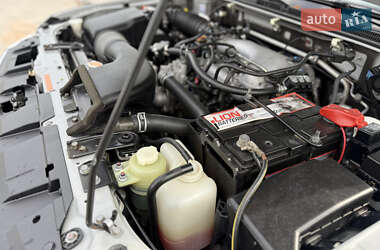 Внедорожник / Кроссовер Mitsubishi Pajero 2010 в 