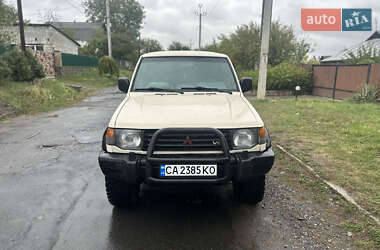 Позашляховик / Кросовер Mitsubishi Pajero 1993 в 