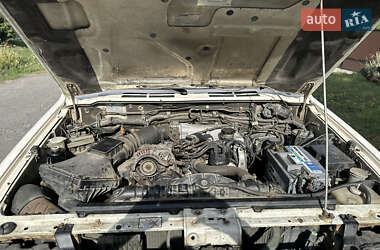 Позашляховик / Кросовер Mitsubishi Pajero 1993 в 